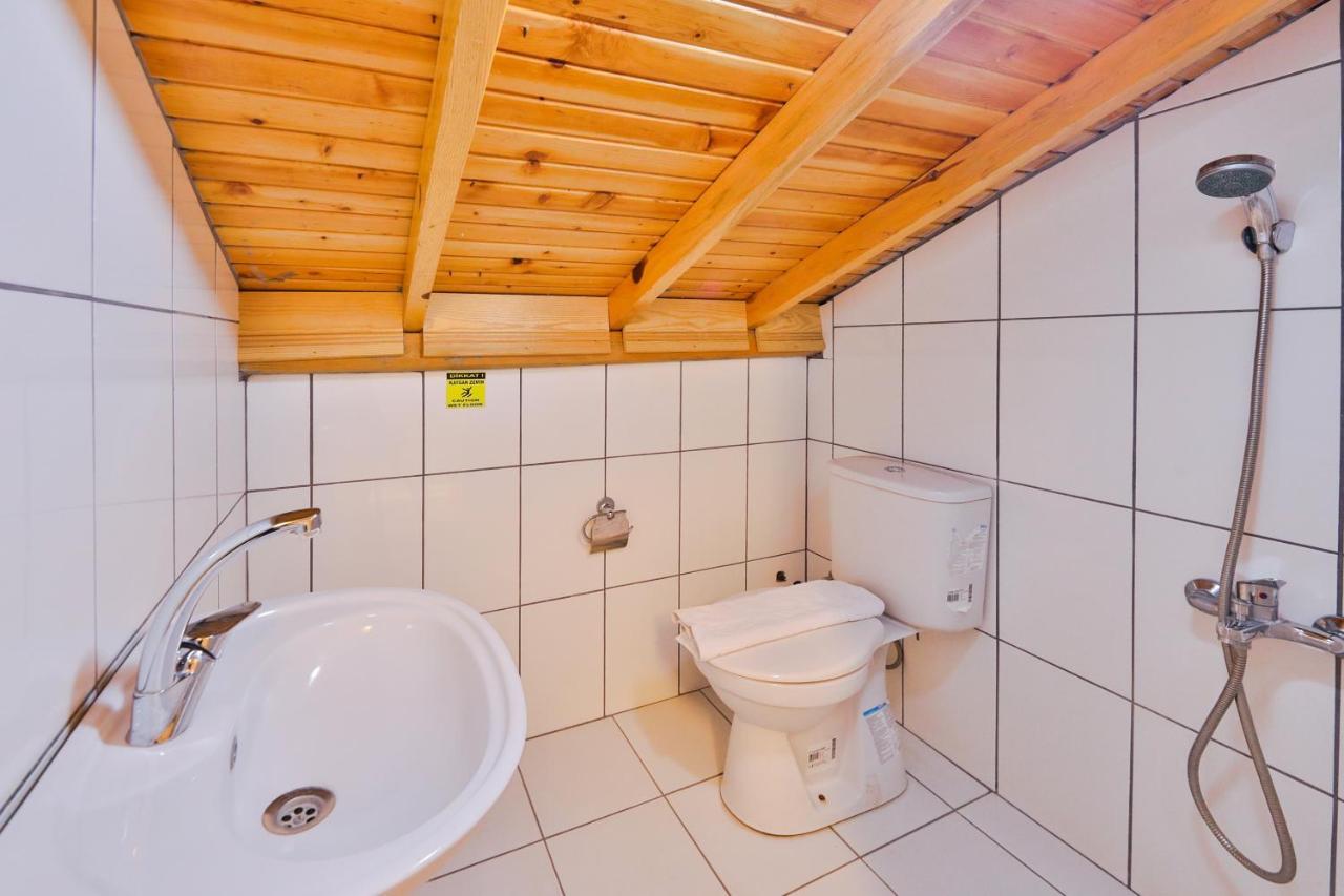 Apartamento Tugce Apart Kaş Exterior foto