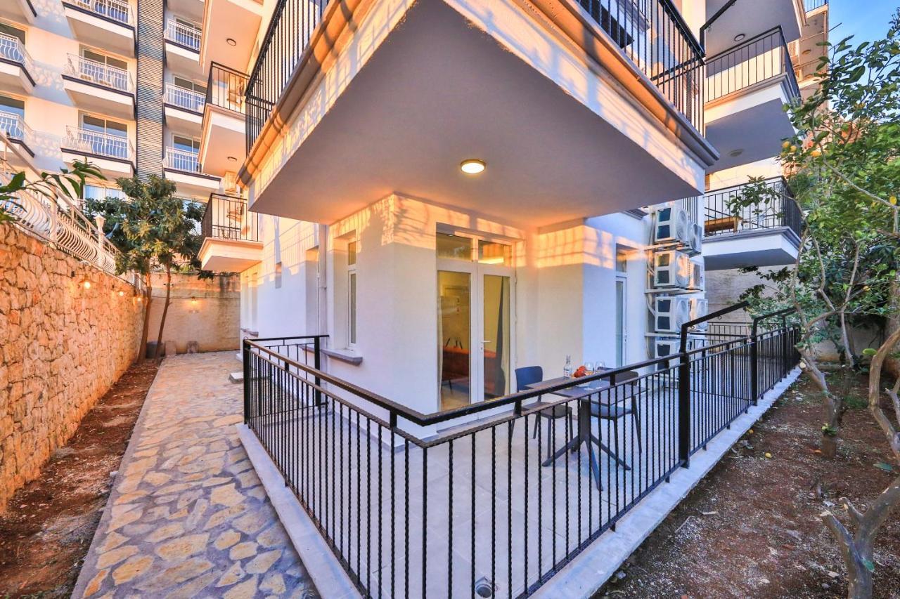 Apartamento Tugce Apart Kaş Exterior foto
